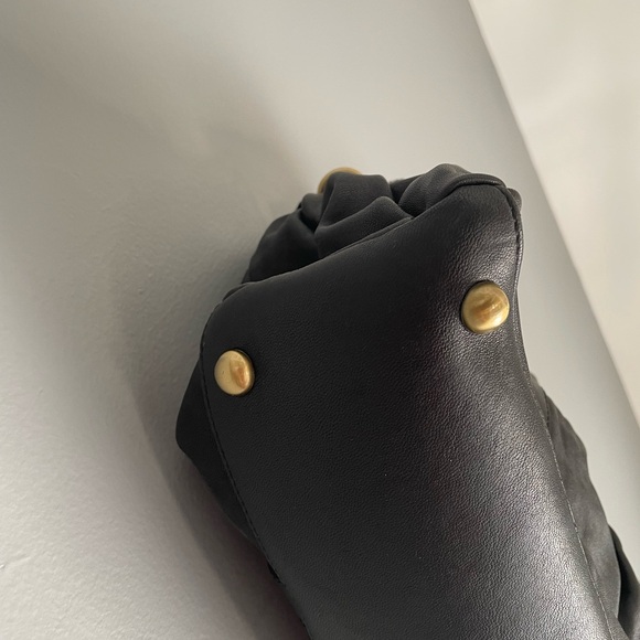 Sorial Leather Handbag w/ Detachable Shoulder Strap - Picture 11 of 16